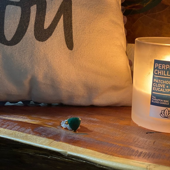 Emerald and Diamond Ring - Picture 14 of 14